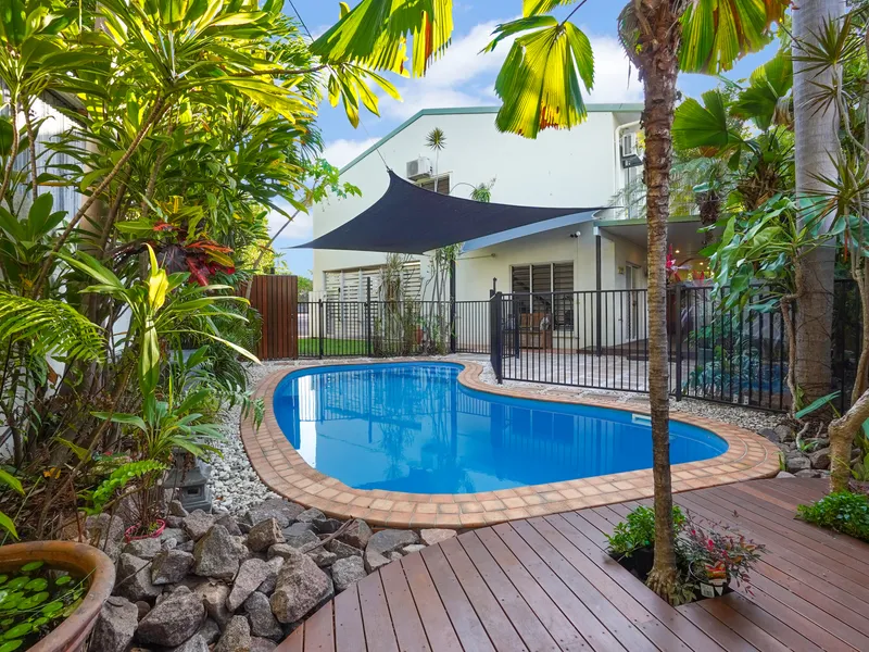 Spacious three-bedroom townhouse with private pool