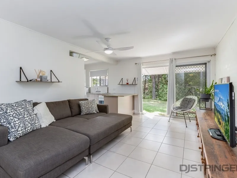 HOT BEACHSIDE INVESTMENT - 200M to the surf!