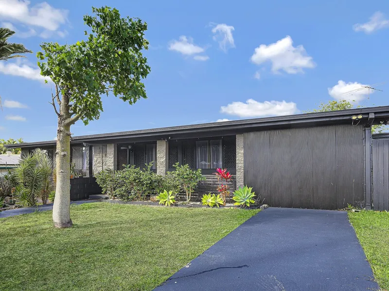 Entertainers Dream in Bucasia!