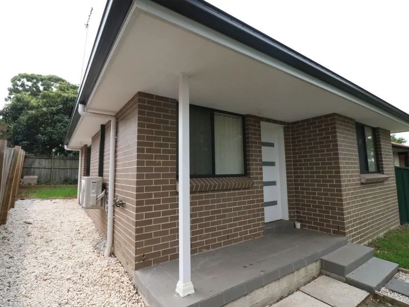 Walk to Matthew Pearce Public School