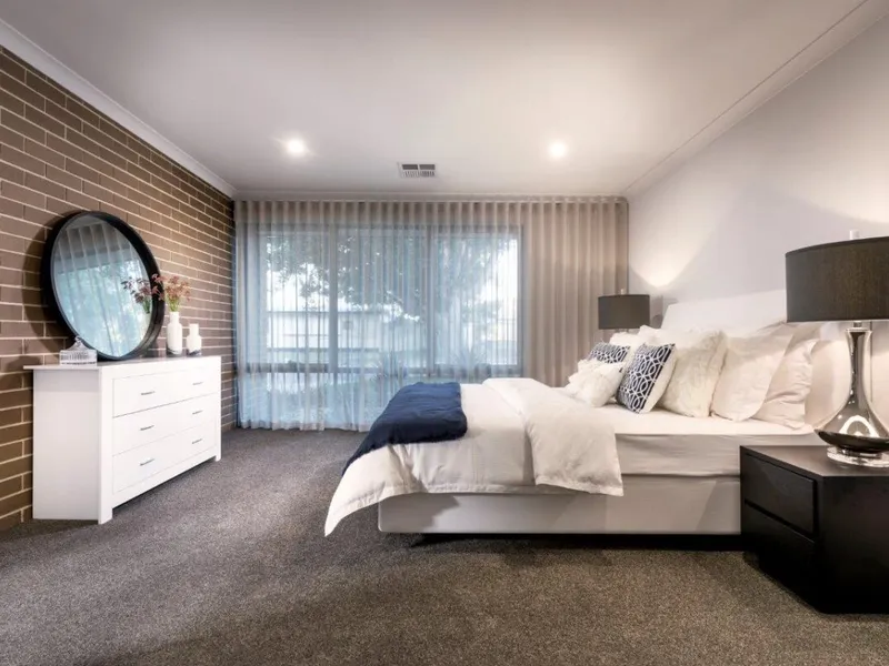 Located Just minutes from Coogee Plaza, Coogee Beach, Phoenix Shopping Centre, Port Coogee Marina, and Spearwood Primary School!!