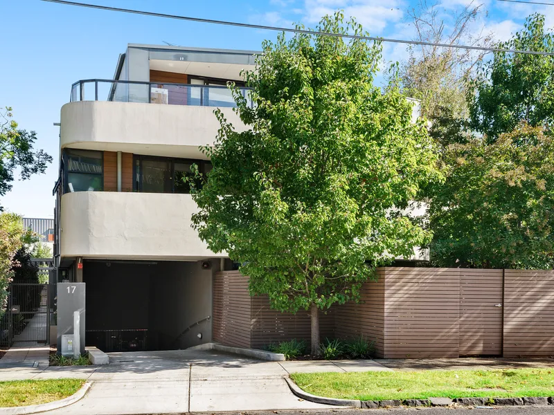 Bright, Modern, and Minutes to the Train