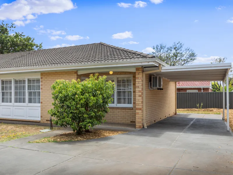 Great Location – Rear of Group - Freshly Painted Throughout