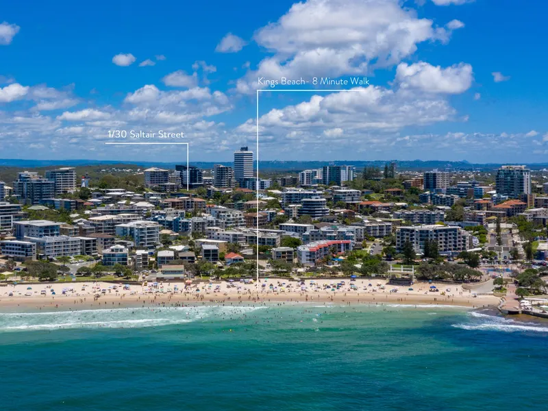 Brand New Luxury Townhouse- Walk To Beach & Private Lift Over 297 Sqm On Title