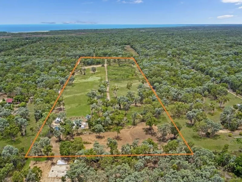 WIDE OPEN SPACES 3 BED, POOL, SOLAR PW - SERENITY SELLING RELUCTANTLY