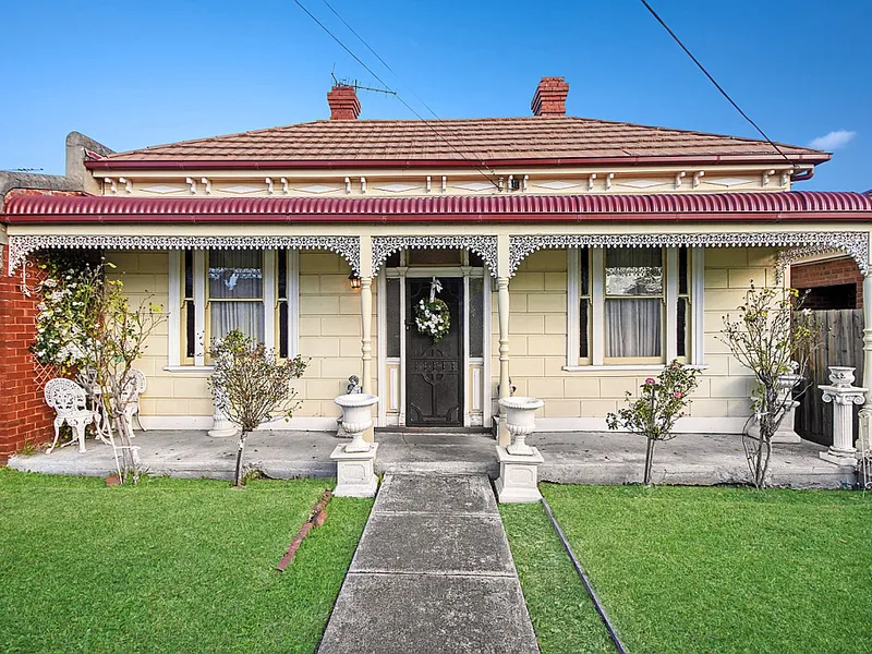 A Magnificent Find On Murray