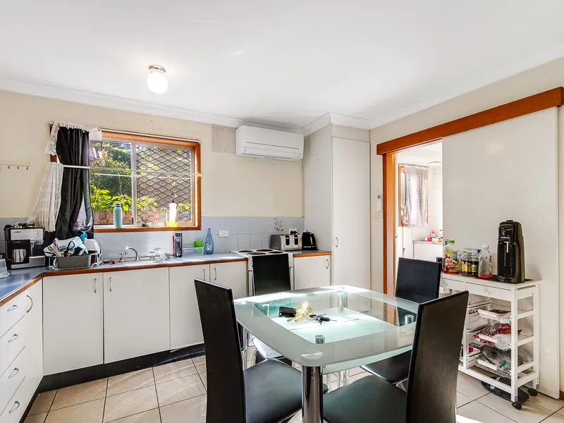 Three Bedroom Townhouse Close to the Seagulls Club and the Tweed River