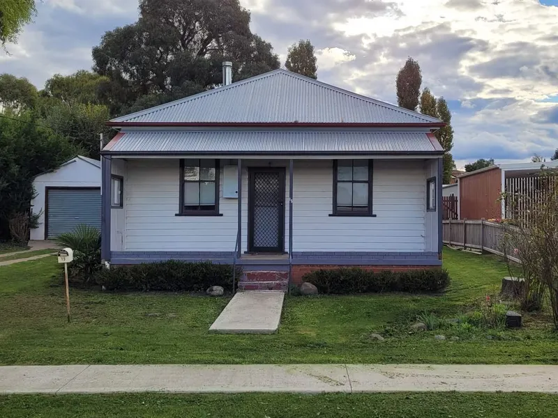 15 Tucker St