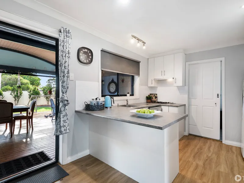 Welcoming Family Entertainer – Conveniently Located