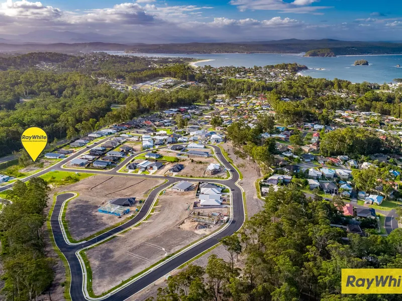 SUNSHINE BAY - NEAR LEVEL LAND