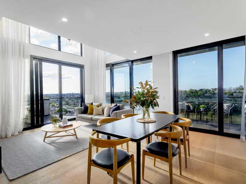 Penthouse Apartment in Hawthorn East