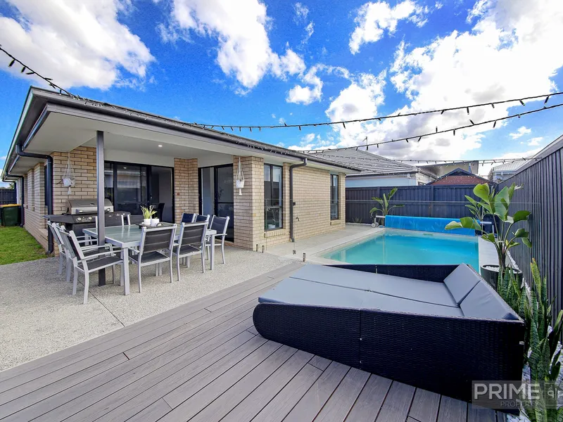FULLY FURNISHED - 6 MONTH LEASE ONLY
