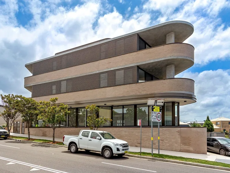 APARTMENT IN THE HEART OF NEW LAMBTON