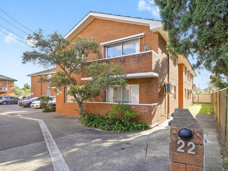 Tranquil Setting with Modern Appeal!