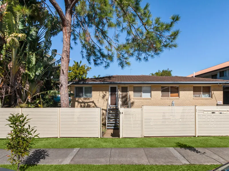 Excellent one-bedroom apartment in sought-after suburb