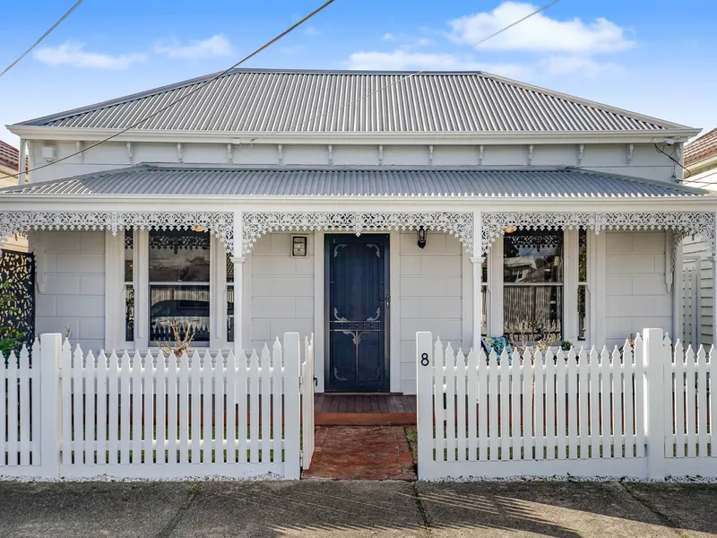 Victorian Traditions And Today's Ideas