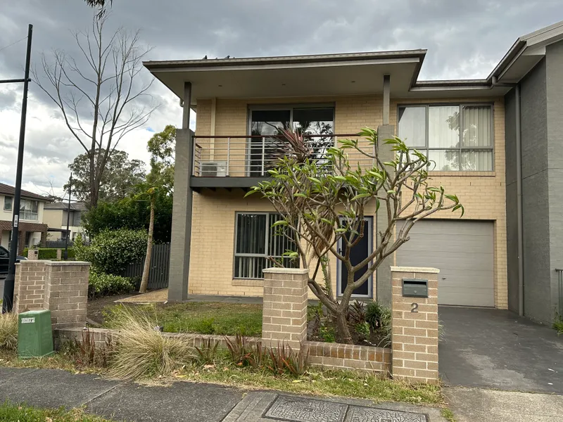 3 Bedroom Family Home!!