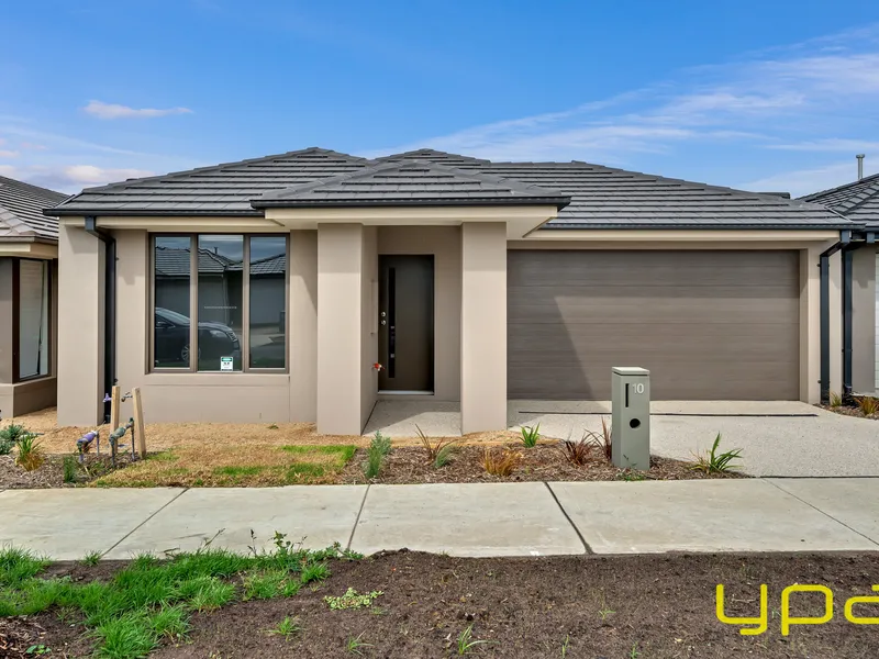 Luxury And Lifestyle Brilliant Family Home in Clyde 