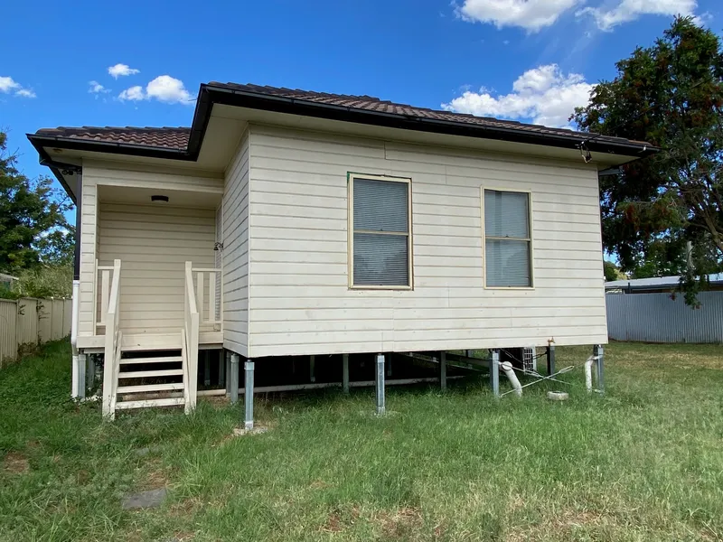 Century 21 Central West 02 6862 1265