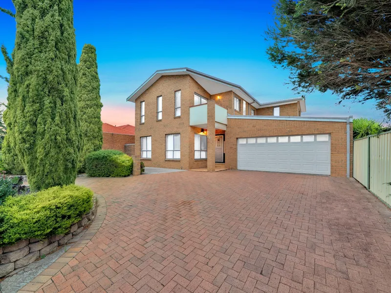 Exquisite Family Haven in Close Proximity to Seabrook School!