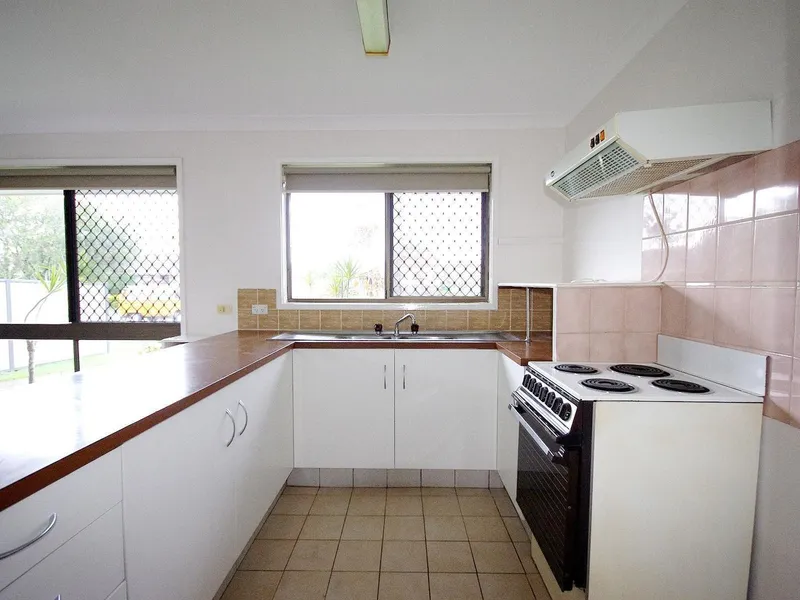 TWO BEDROOM DUPLEX IN ELANORA