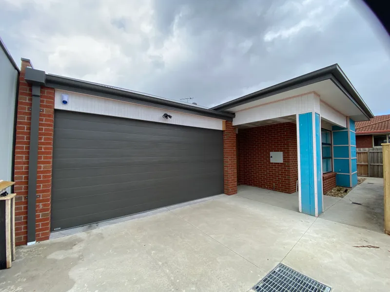 SPACIOUS THREE BEDROOM UNIT