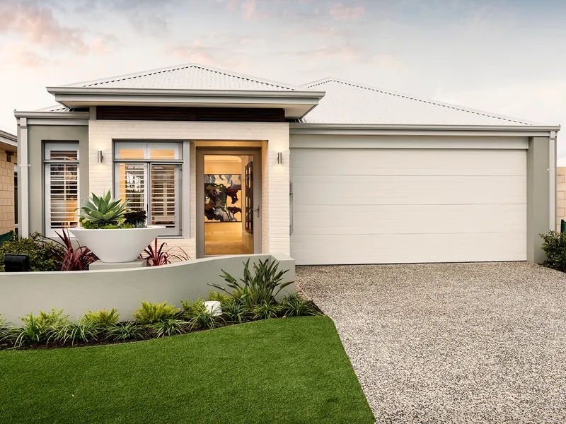 Great first home in excellent location!