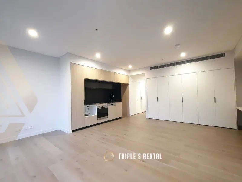 Unfurnished & Huge Size & Brand New & Open Balcony & Big Wardrobe & Gym & Swimming & Sky Lounge & Co-Woking Area