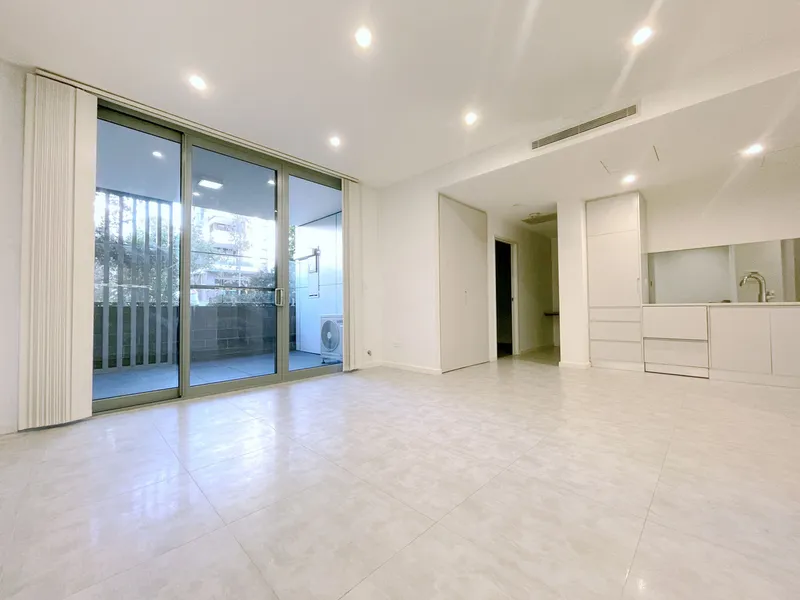 Luxury Epping 1 Bed + Study Apartment within Multiple School Catchments