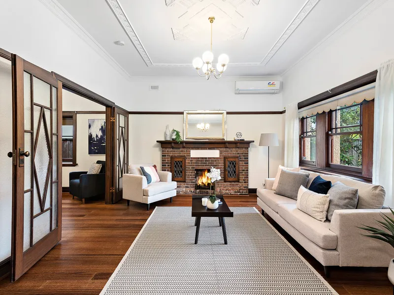 Class & Elegance Meets Modern Style