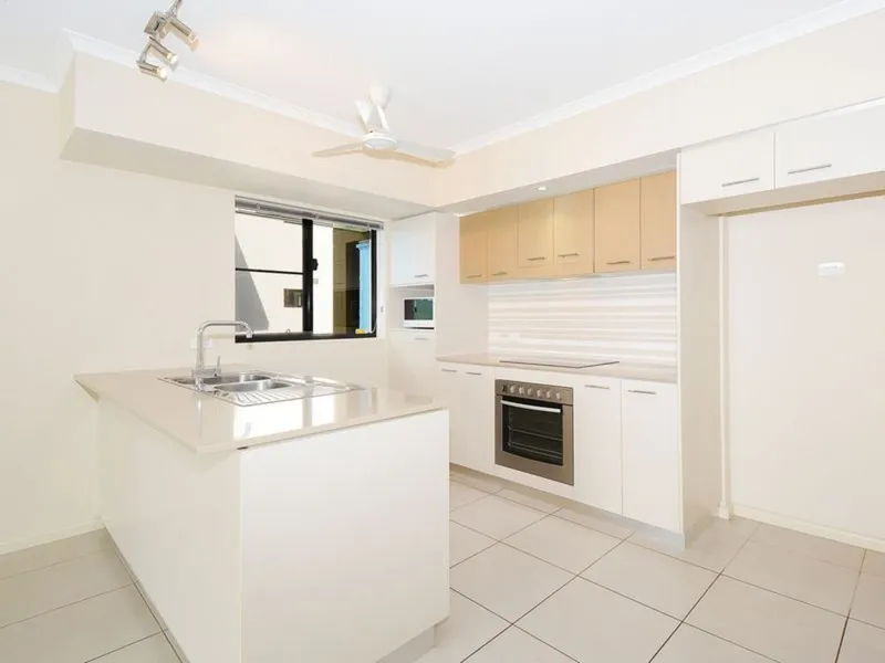 Forrest Parade Rosebery Stunning 2 Bed Unit