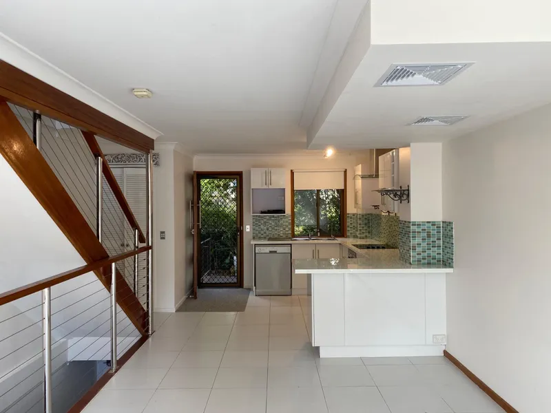 2 Bedroom 2 Level Unit