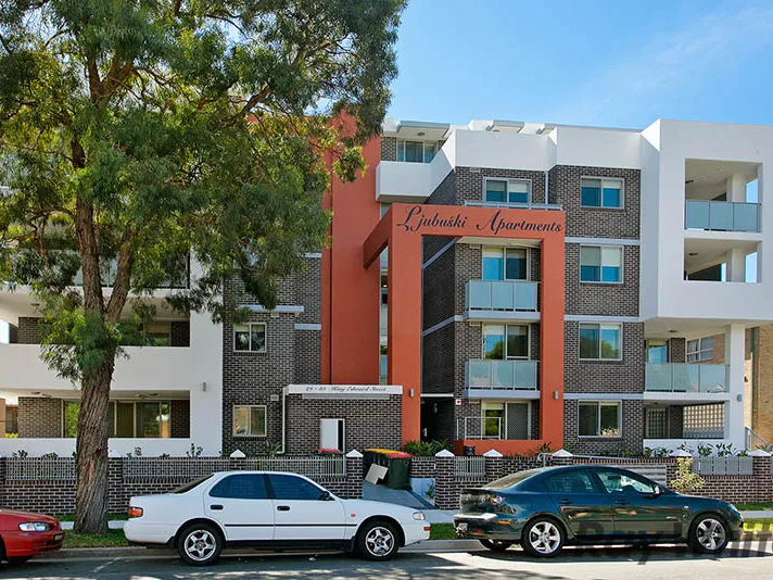 3 bedroom apartment