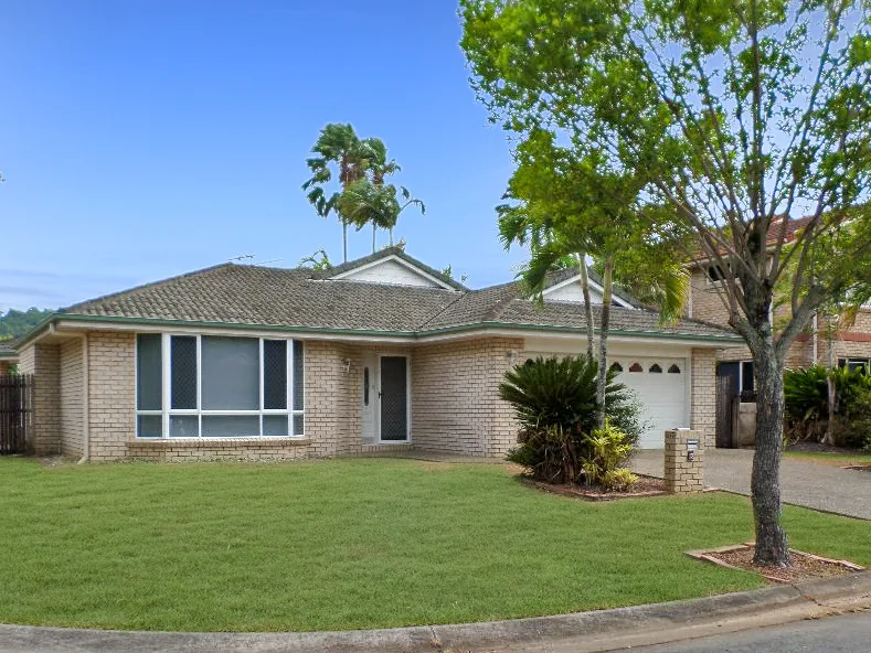 LEASED TO DEFENCE HOUSING (DHA) UNTIL 2024 + 3 YR OPTION.