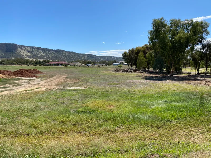 Big block, outstanding views, great price .