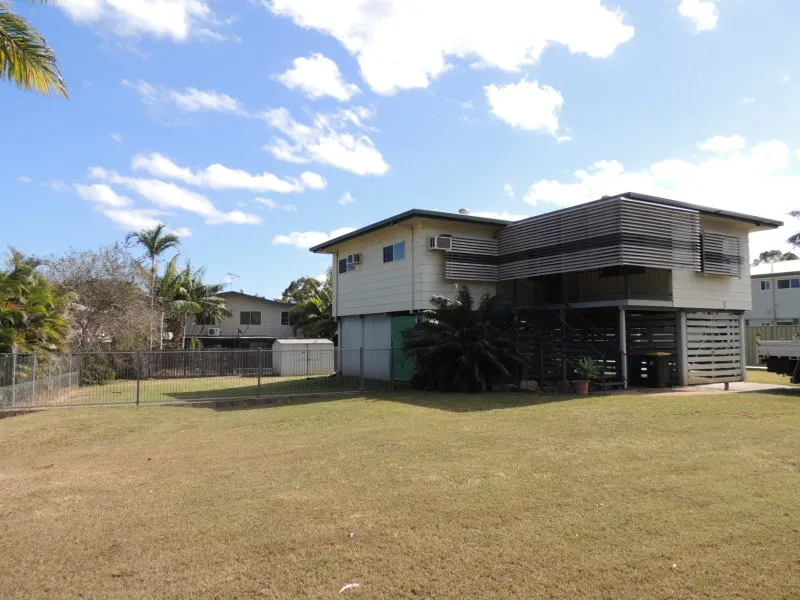 HIGH SET 3 BEDROOM HOME WITH A FULLY FENCED YARD, LOCATED IN A QUIET STREET