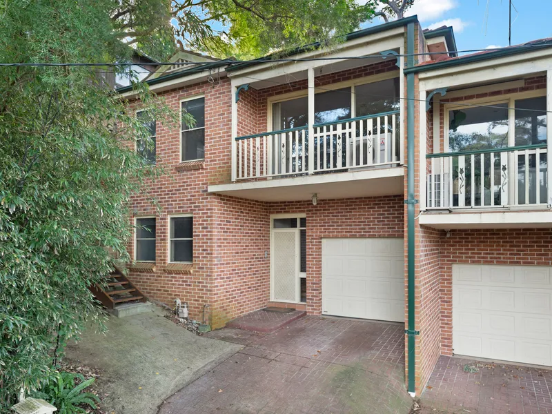 Freshly Painted, Modern Family Home!