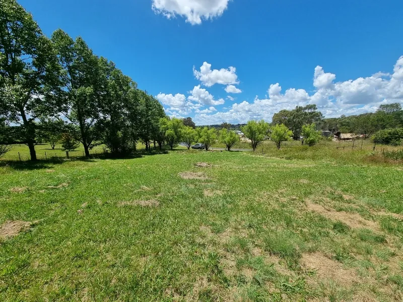 Block with Exciting Potential