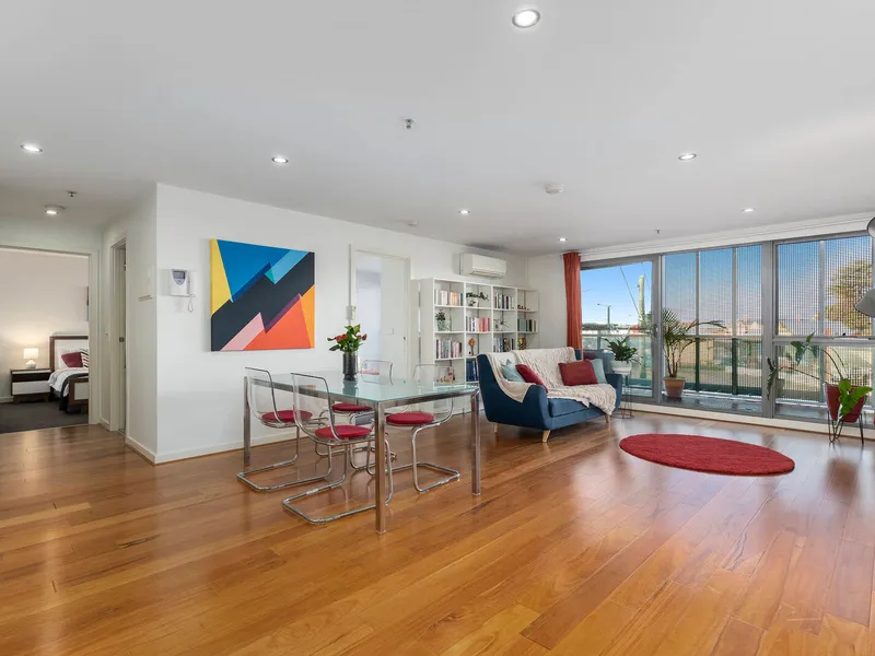 Sleek Finishes & Open Plan Spaces