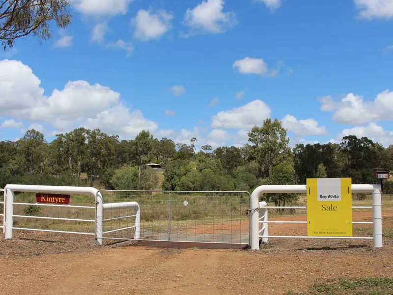 606 Acres of Breeder Country with Lovely Home only 10 mins to Calliope