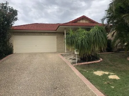 Family Home in Woodside Estate