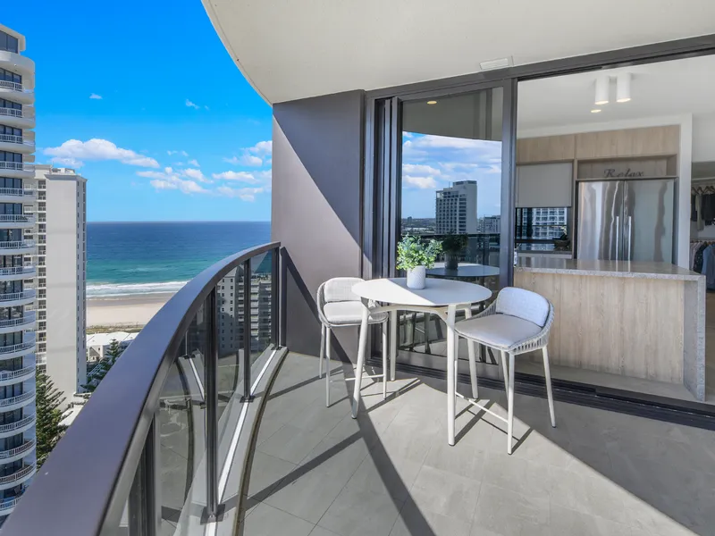LUXURIOUS OCEAN, CITY & HINTERLAND VIEW APARTMENT