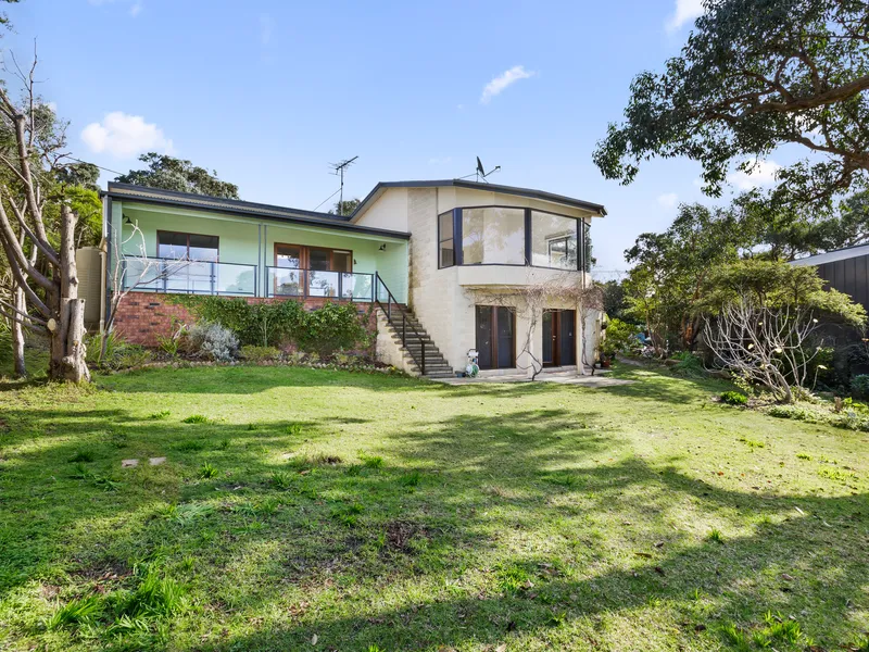 Ocean Views & Lush Garden!