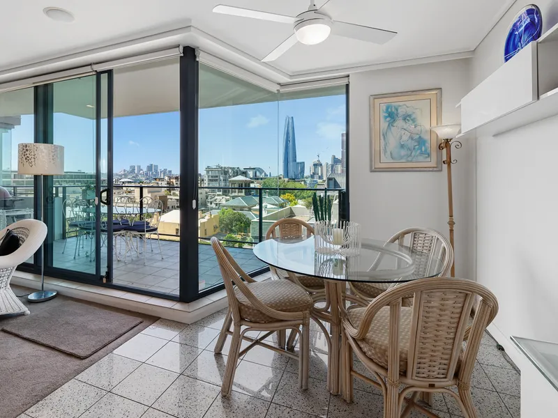 Light Filled Interiors With City Views - Furnished/Unfurnished