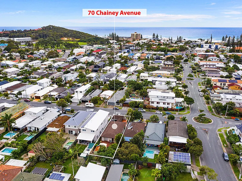 The Next Best Thing to Beachside - Overseas Investor Wants It SOLD!