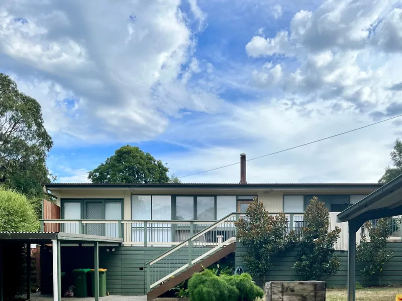 Beaconsfield Upper 16 Lenne St