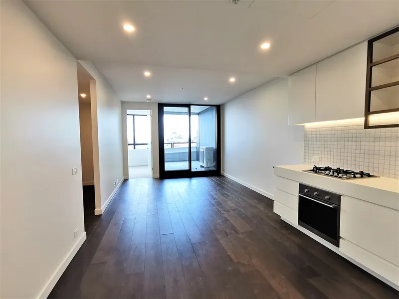 One bedroom + One Study Room (2nd Bedroom) Galleria Apartment