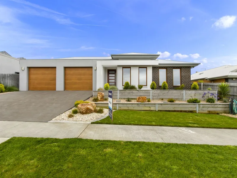 Location and Liveability - Lake Tyers Beach Beauty