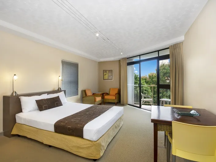 On The Strand – Serviced Holiday Apartment