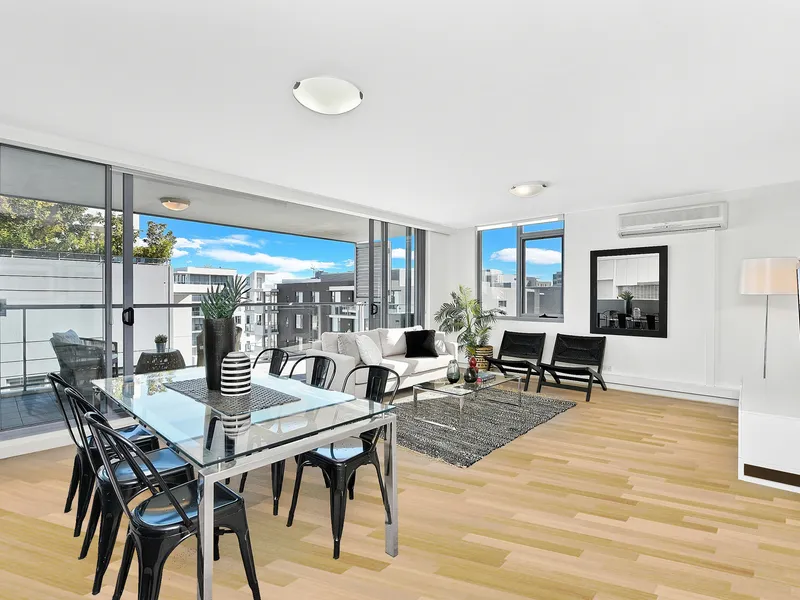 North West Corner, Oversized Living, Best Location